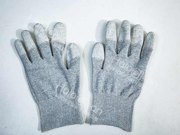 Carbon fiber PU coated finger gloves